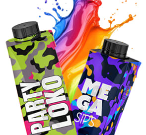 Envases de bebidas con diseño camuflaje y salpicaduras de colores